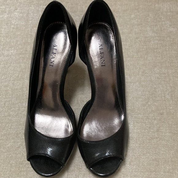 ALFANI CLASSY BLACK TOELESS STILETTO HEELS - Picture 6 of 6